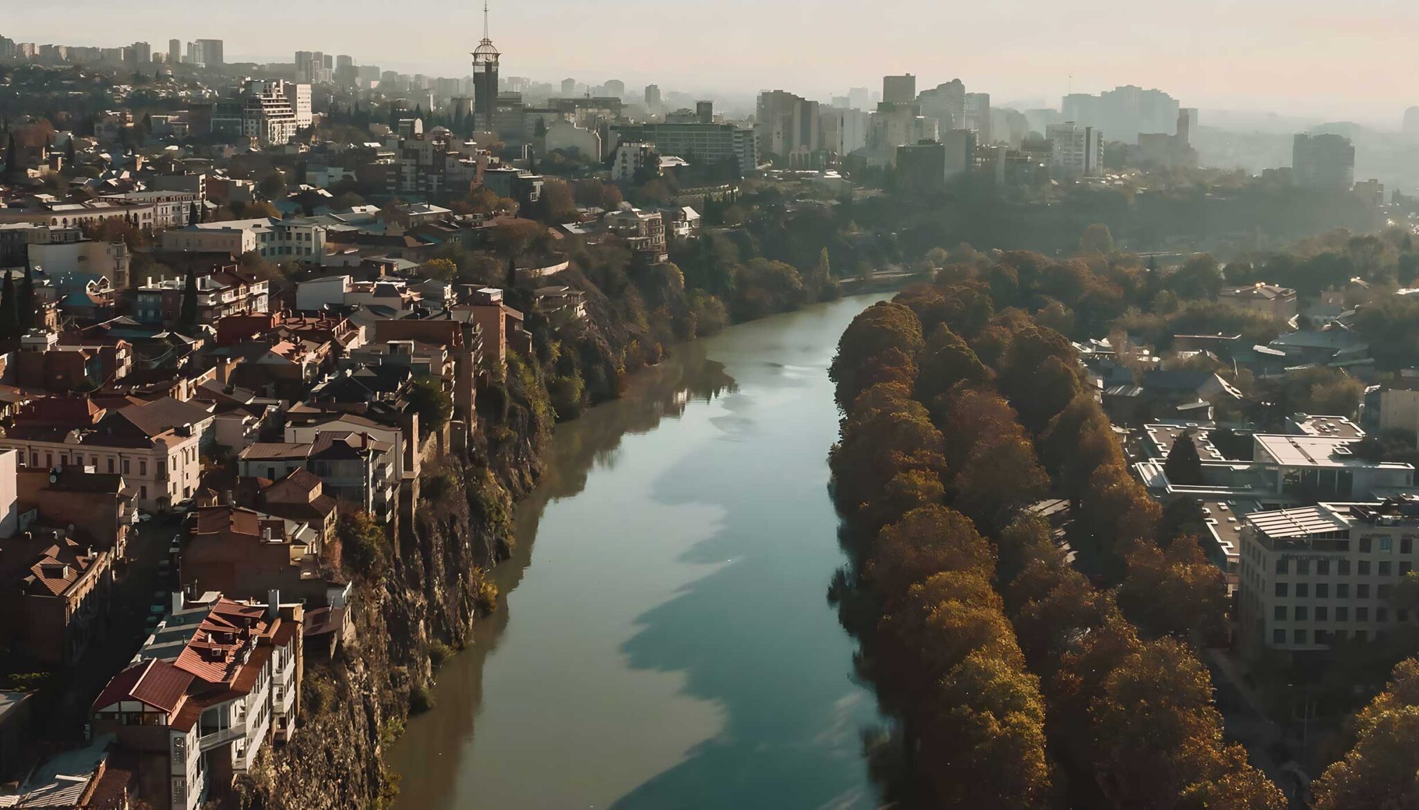 palace_residences_hillside_2